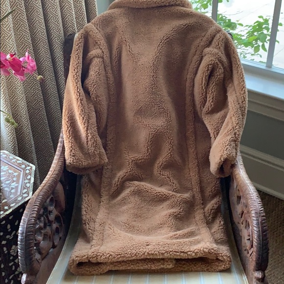 HOST PIC K.ZELL PARIS CAMEL COLOR OVERSIZED LUXE FAUX FUR TEDDY COAT SIZE M - Picture 10 of 16